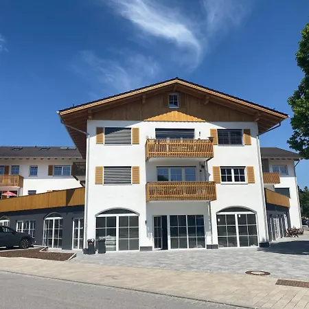Apartment 22 *