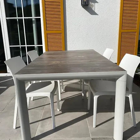 Appartement 22 *